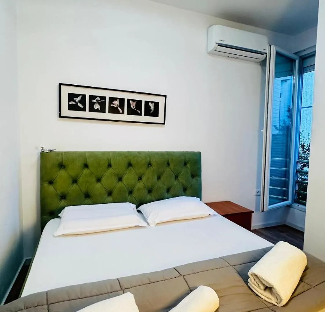Guest house Villa Center Tirana Albania